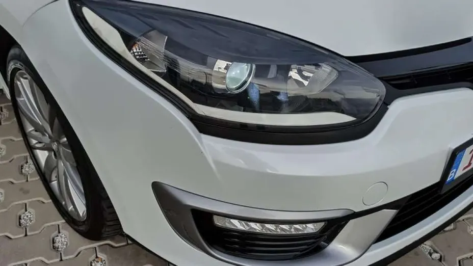 RENAULT Megane -