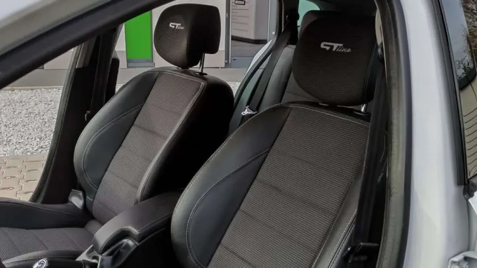 RENAULT Megane -