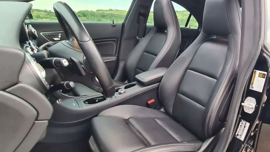 MERCEDES-BENZ CLA -