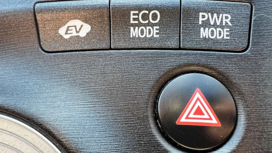 TOYOTA Prius -