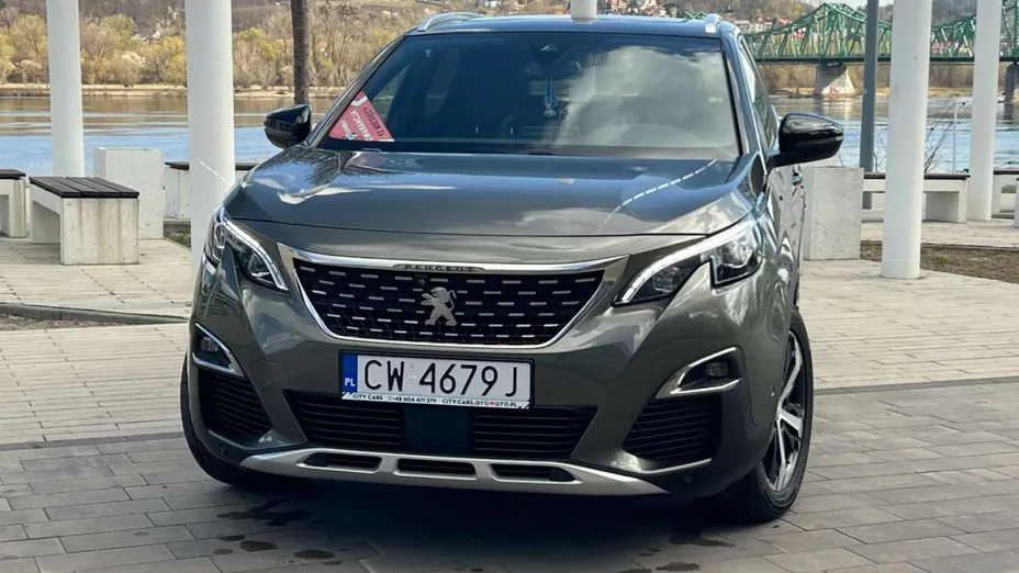 PEUGEOT 3008 -