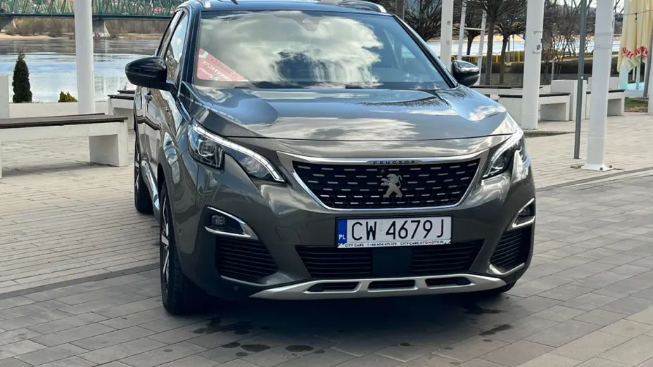 PEUGEOT 3008 -