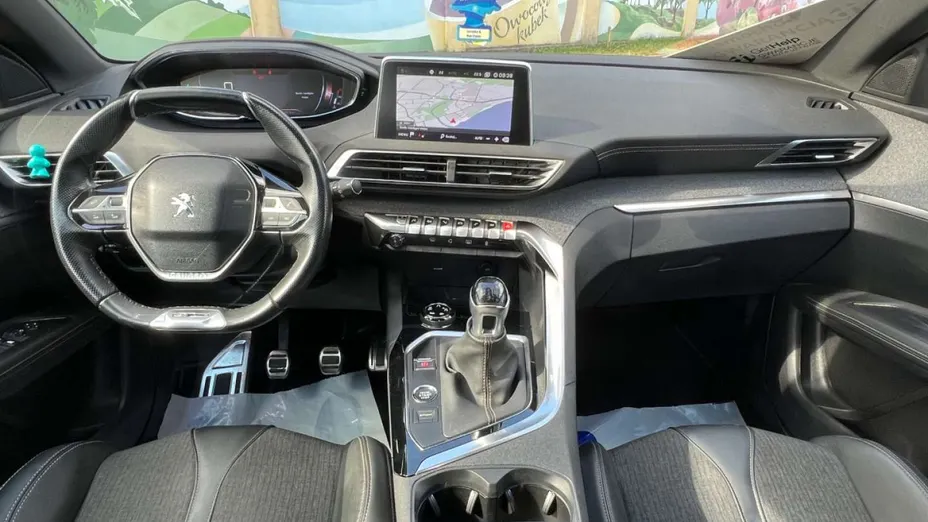 PEUGEOT 3008 -