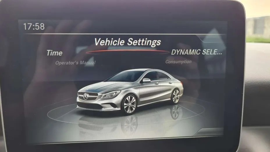 MERCEDES-BENZ CLA -