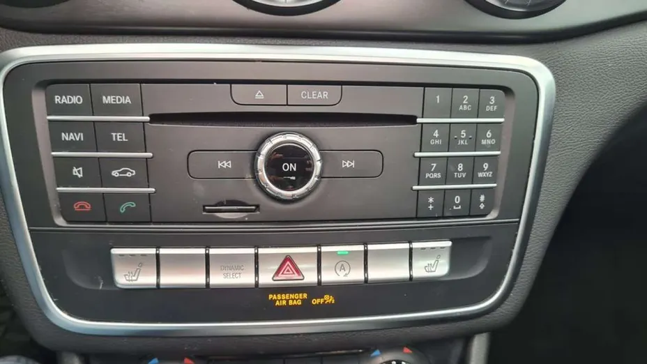 MERCEDES-BENZ CLA -