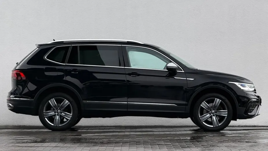 VOLKSWAGEN Tiguan Allspace -