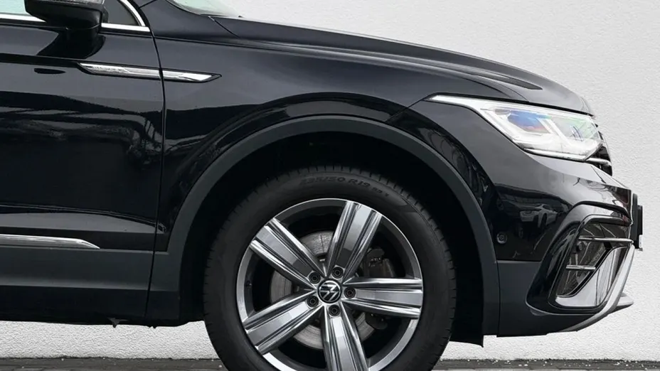 VOLKSWAGEN Tiguan Allspace -