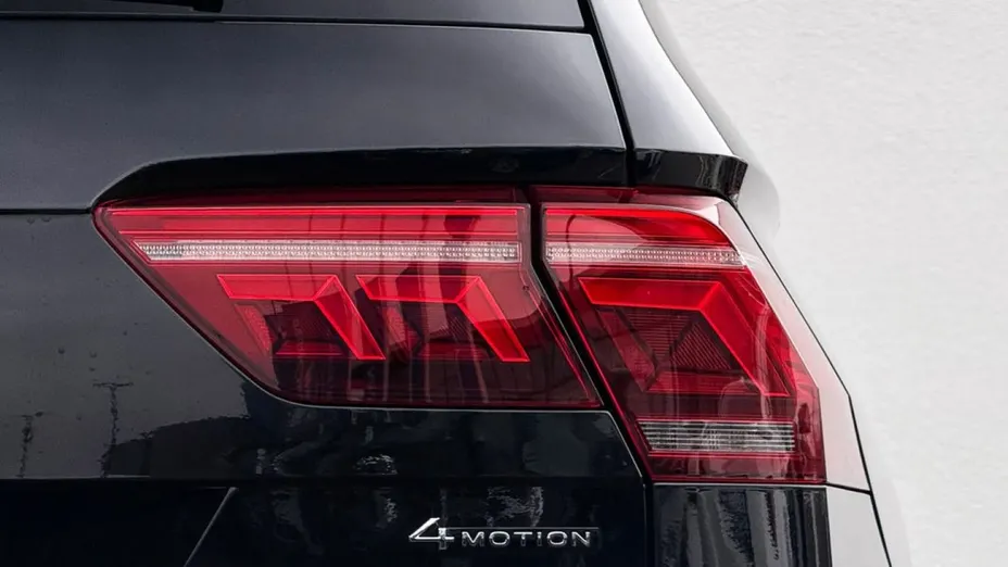 VOLKSWAGEN Tiguan Allspace -