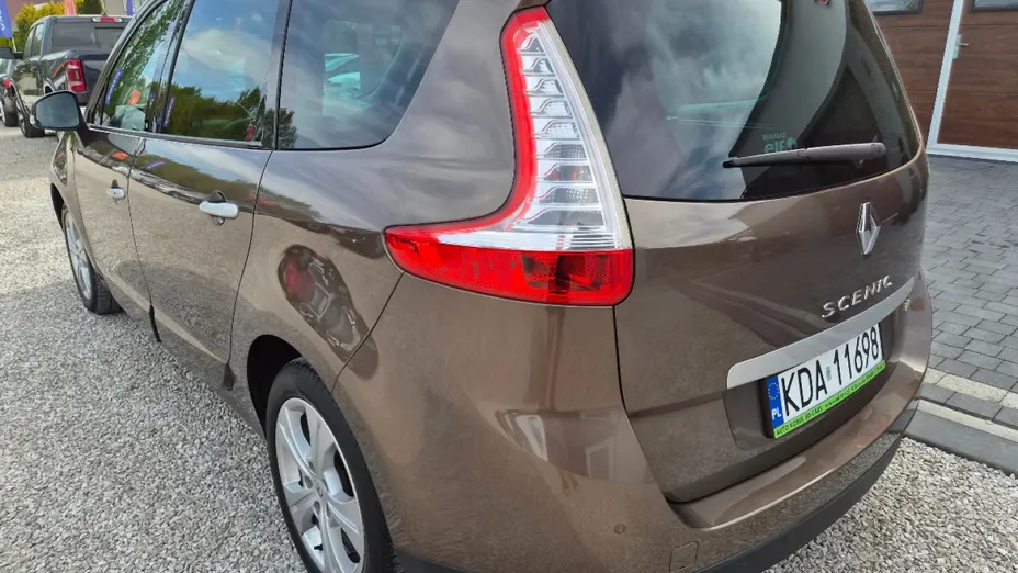 RENAULT Grand Scenic -