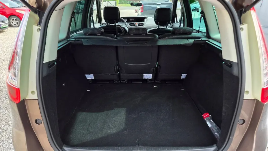 RENAULT Grand Scenic -