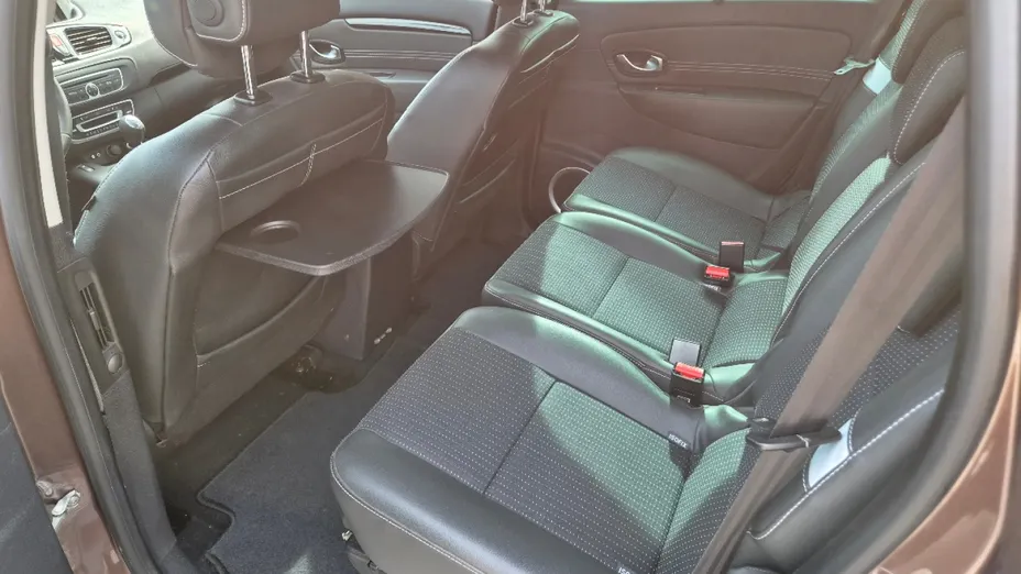 RENAULT Grand Scenic -