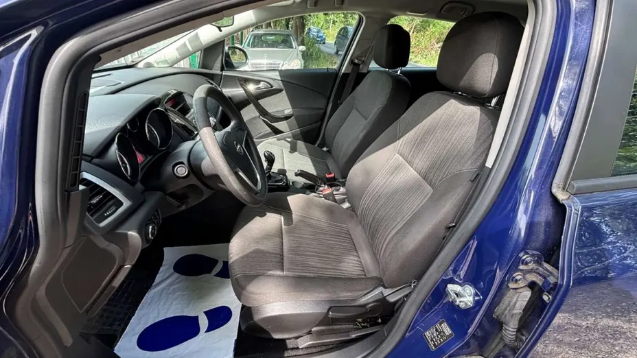 OPEL Astra -