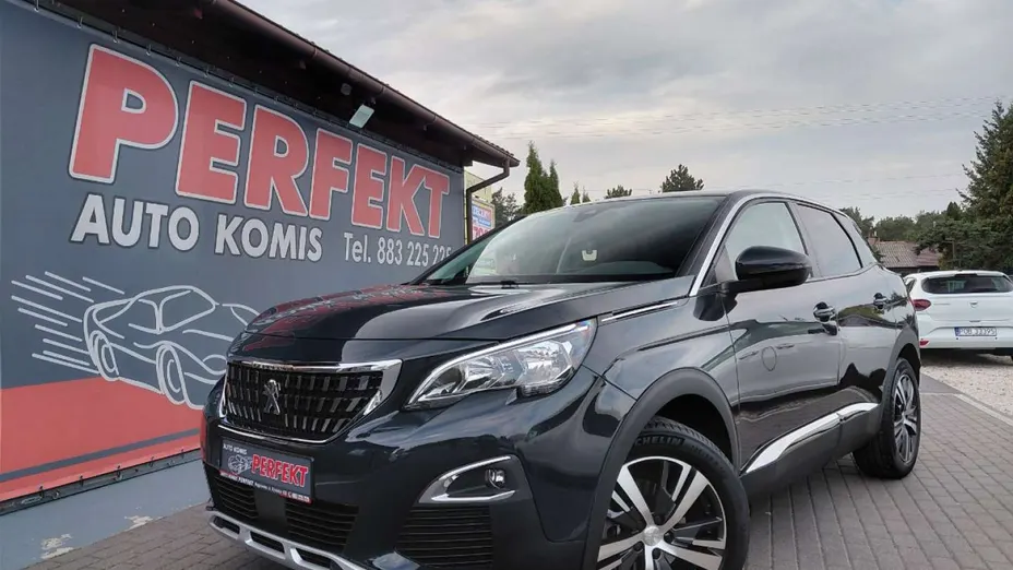PEUGEOT 3008 -