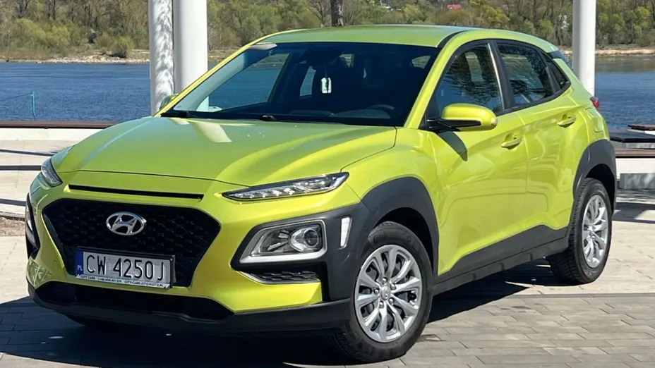 HYUNDAI Kona -