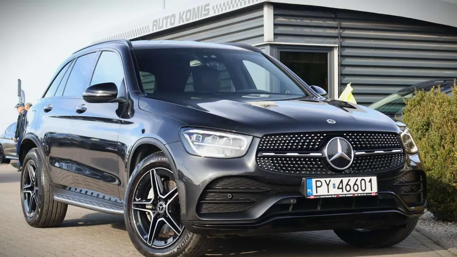MERCEDES-BENZ GLC -