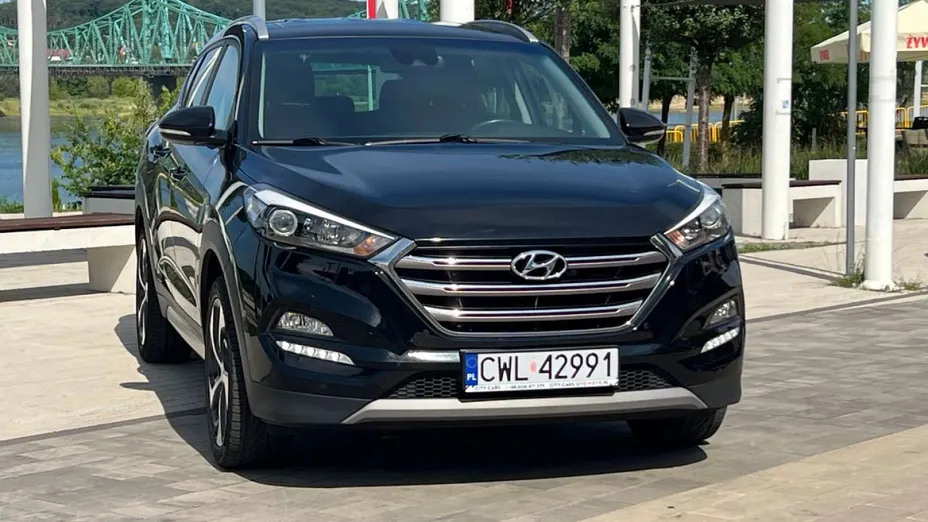 HYUNDAI Tucson -