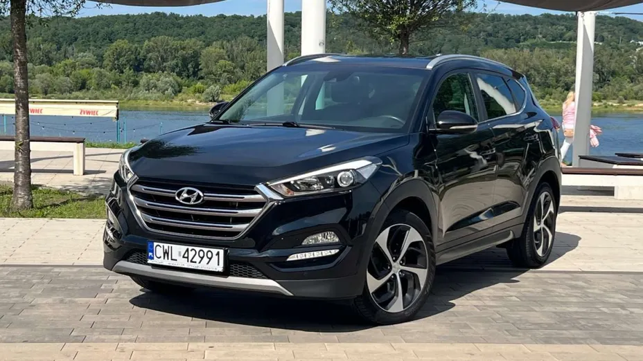 HYUNDAI Tucson -