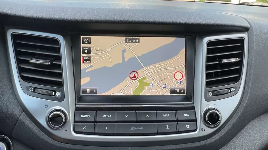 HYUNDAI Tucson -