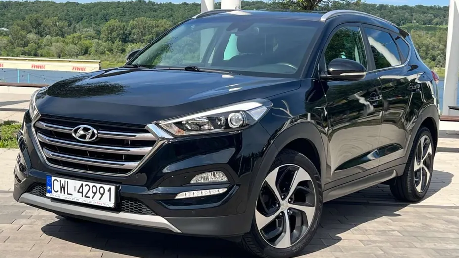 HYUNDAI Tucson -