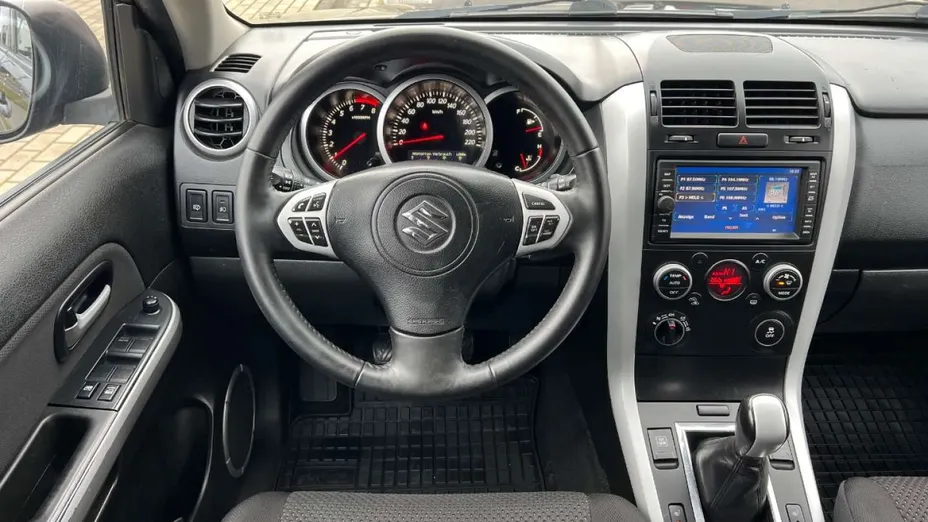 SUZUKI Grand Vitara -