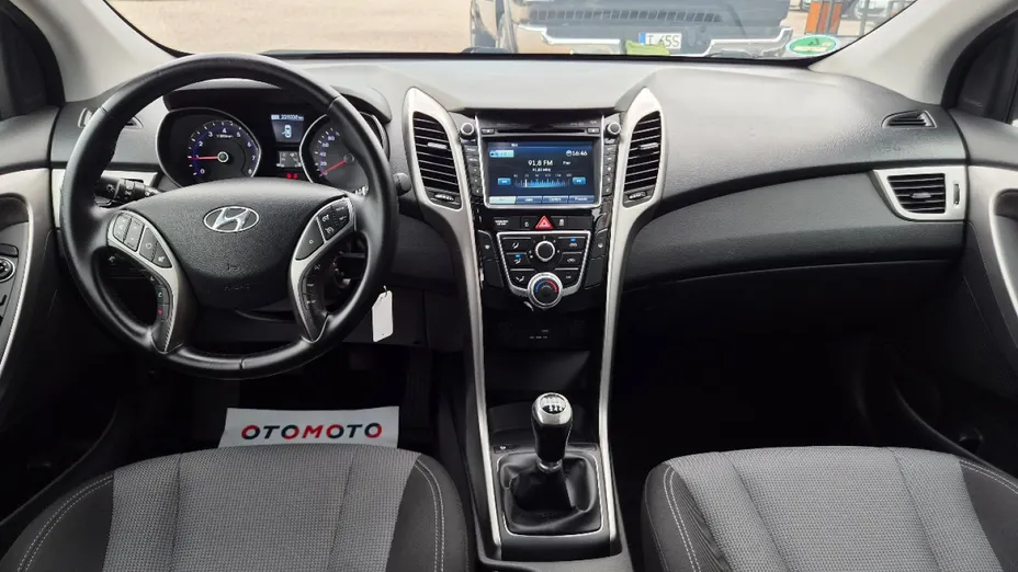 HYUNDAI i30 -