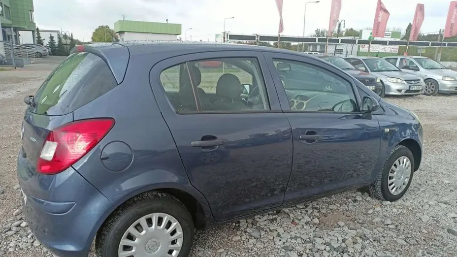 OPEL Corsa -