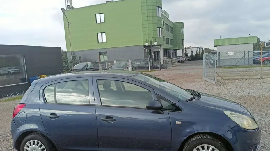 OPEL Corsa -