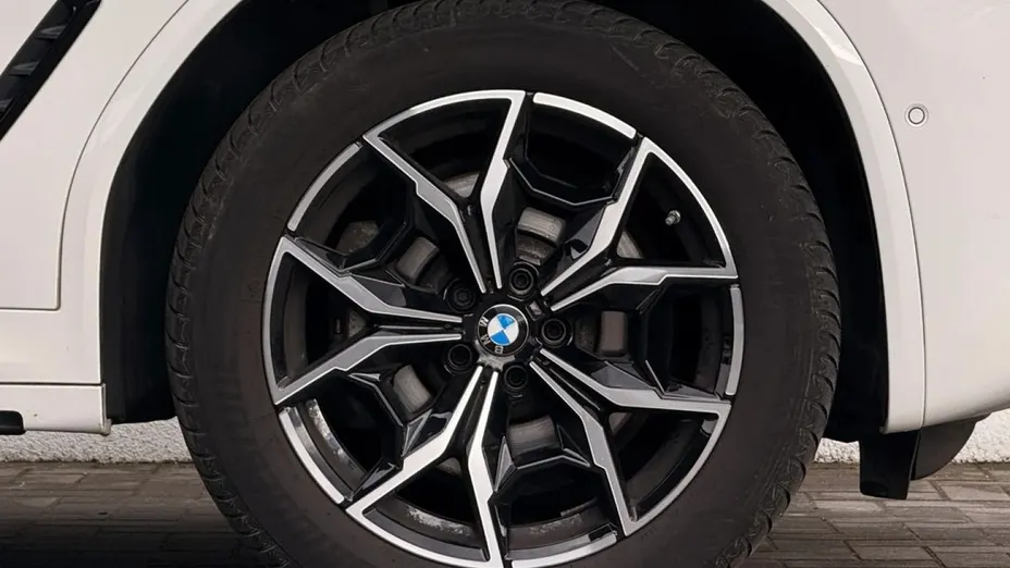 BMW X3 -