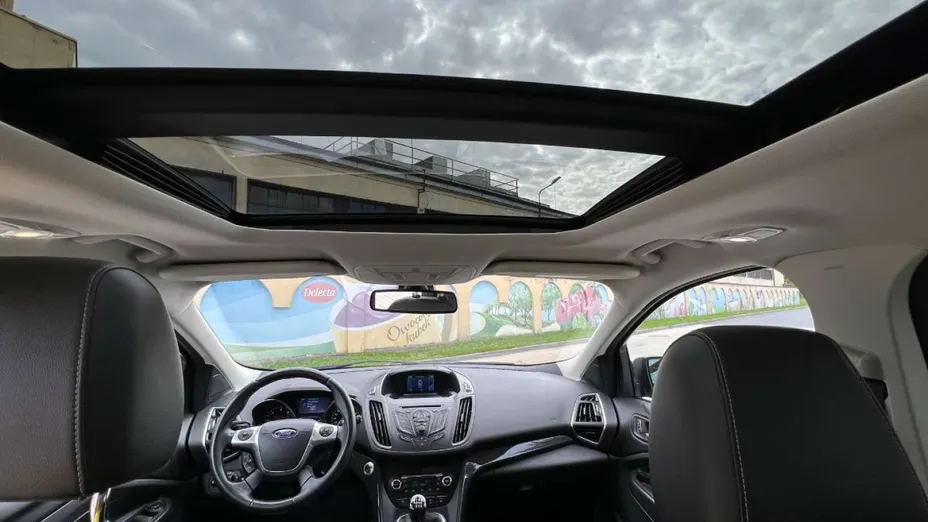 FORD Kuga -