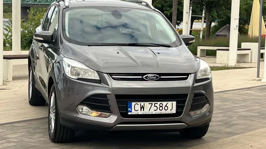 FORD Kuga -