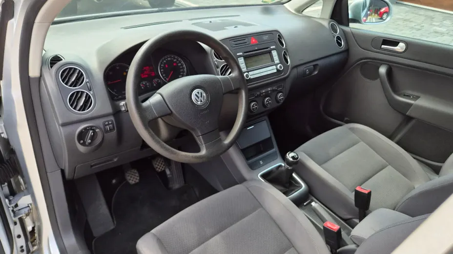 VOLKSWAGEN Golf Plus -