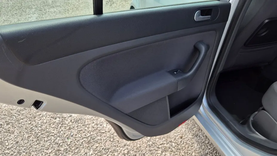 VOLKSWAGEN Golf Plus -