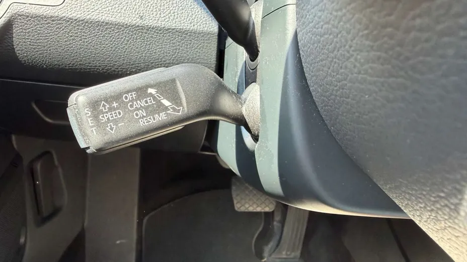 VOLKSWAGEN Passat -