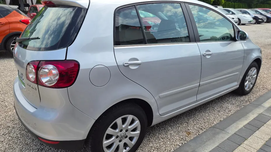 VOLKSWAGEN Golf Plus -