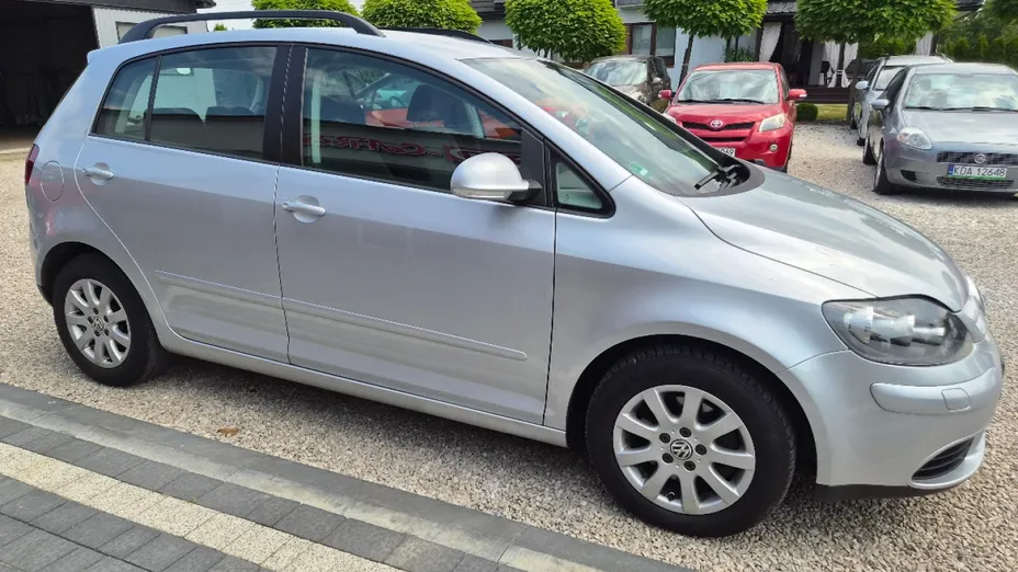 VOLKSWAGEN Golf Plus -