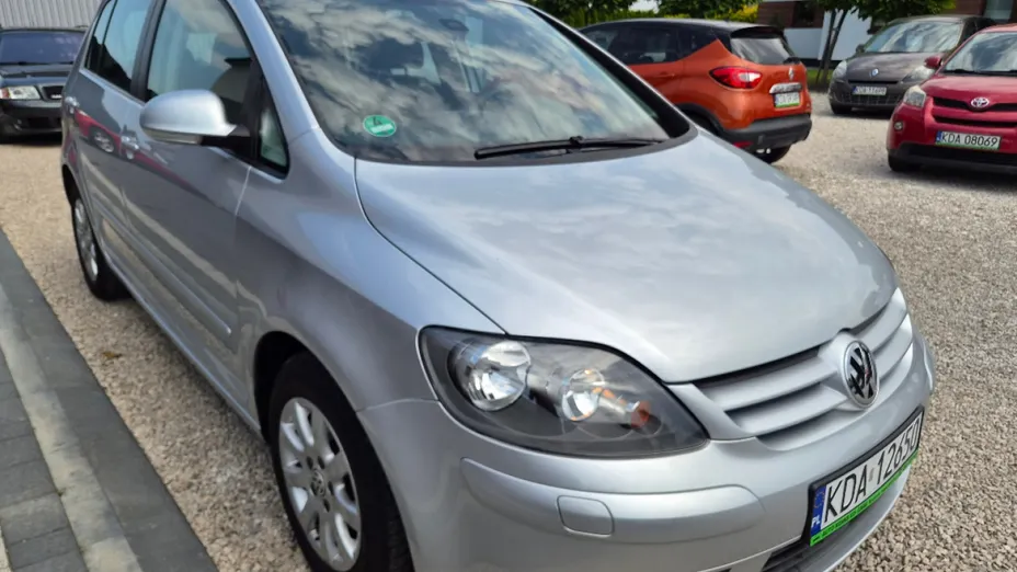 VOLKSWAGEN Golf Plus -