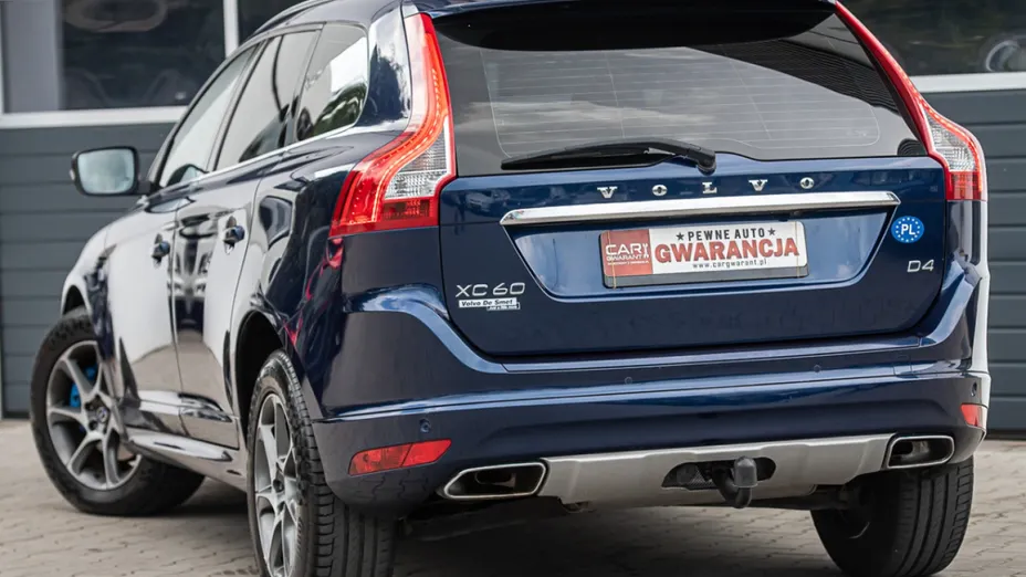 VOLVO XC60 -