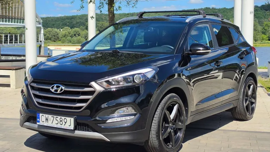 HYUNDAI Tucson -