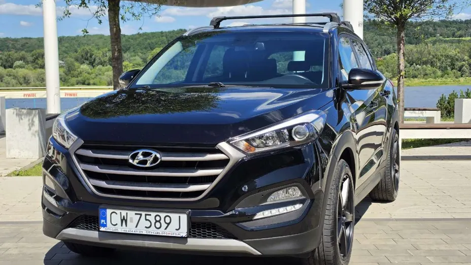 HYUNDAI Tucson -