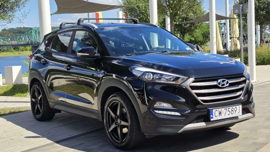 HYUNDAI Tucson -