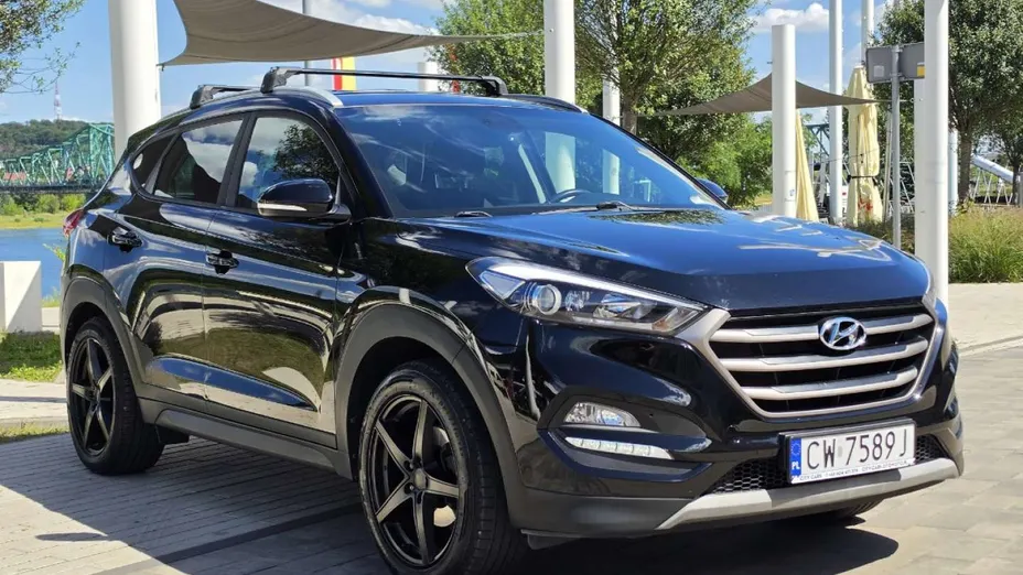 HYUNDAI Tucson -