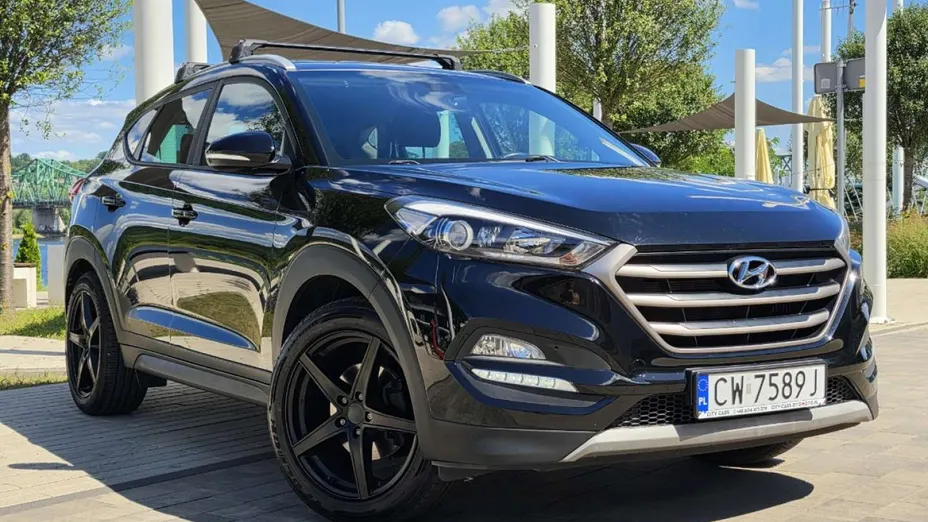 HYUNDAI Tucson -