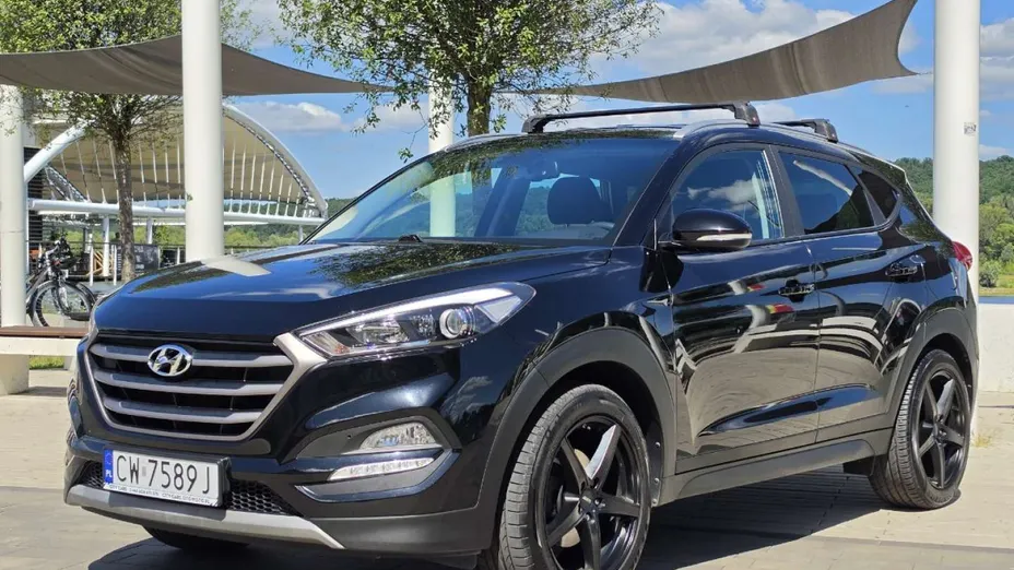 HYUNDAI Tucson -