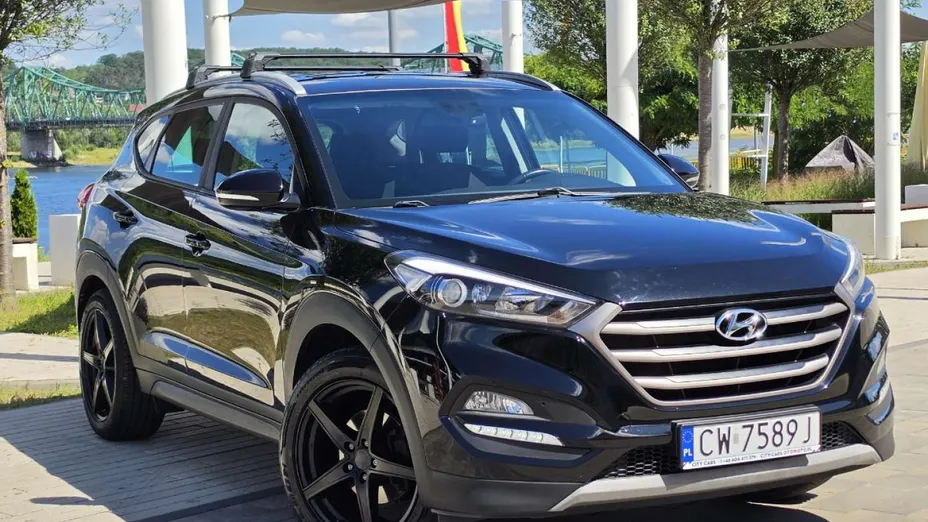 HYUNDAI Tucson -
