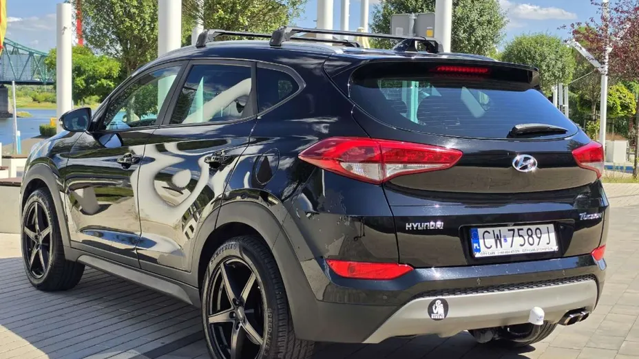 HYUNDAI Tucson -