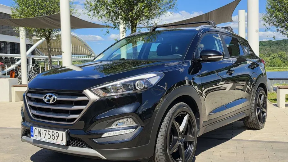 HYUNDAI Tucson -