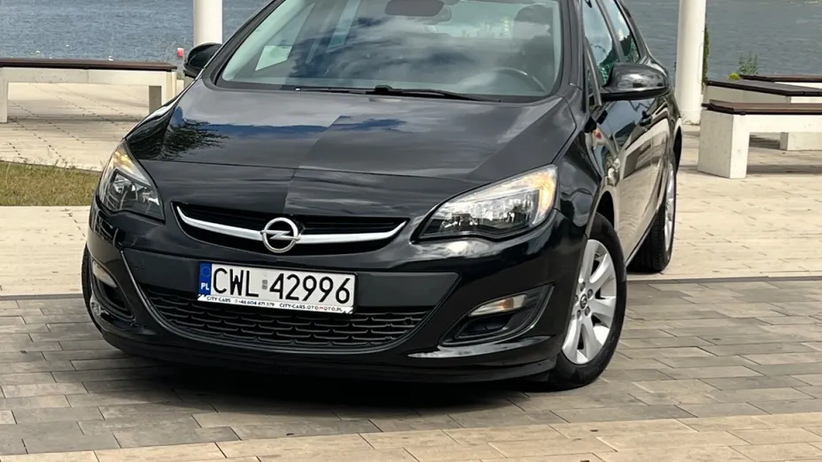 OPEL Astra -