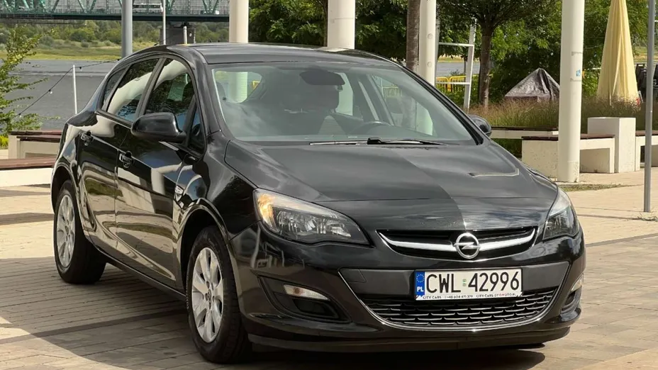 OPEL Astra -