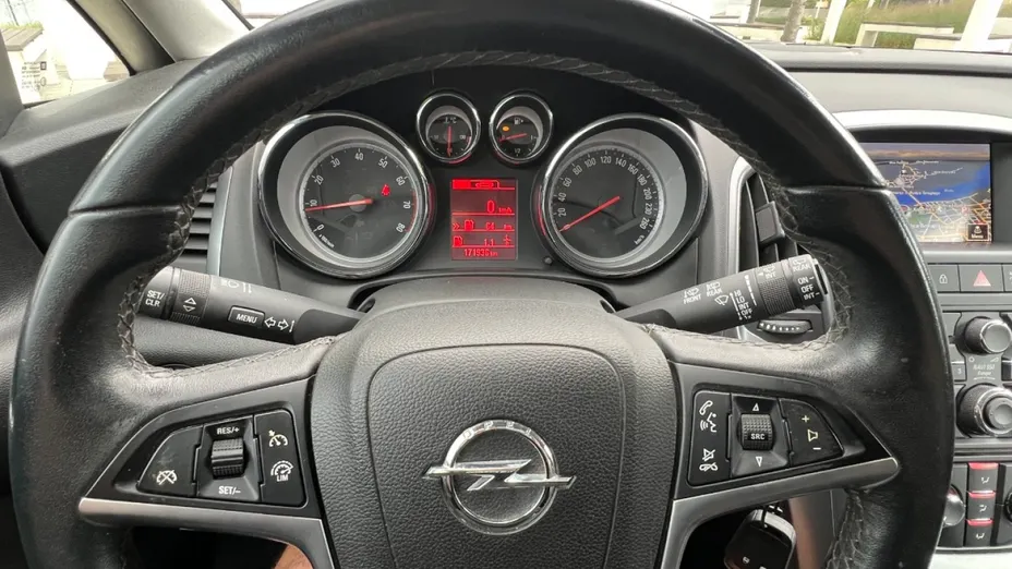OPEL Astra -