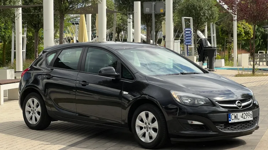 OPEL Astra -
